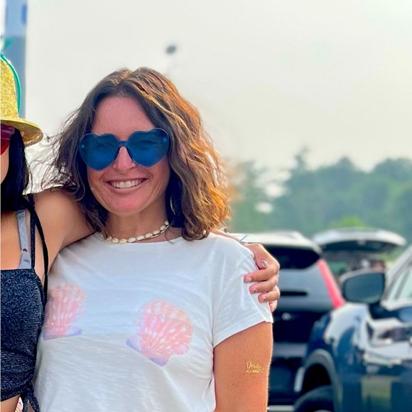 Meet your Posher, Maggie - Picture 2 of 2